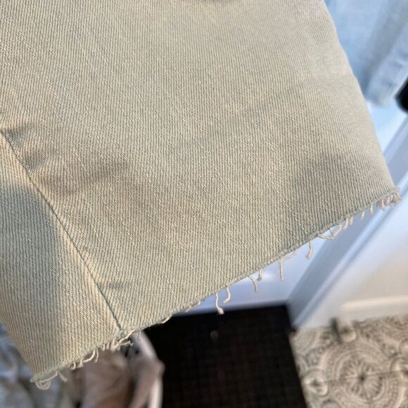 Old Navy NWT Size 18 Extra High Waisted Button Fly Straight Ripped Denim Jeans - Picture 7 of 10